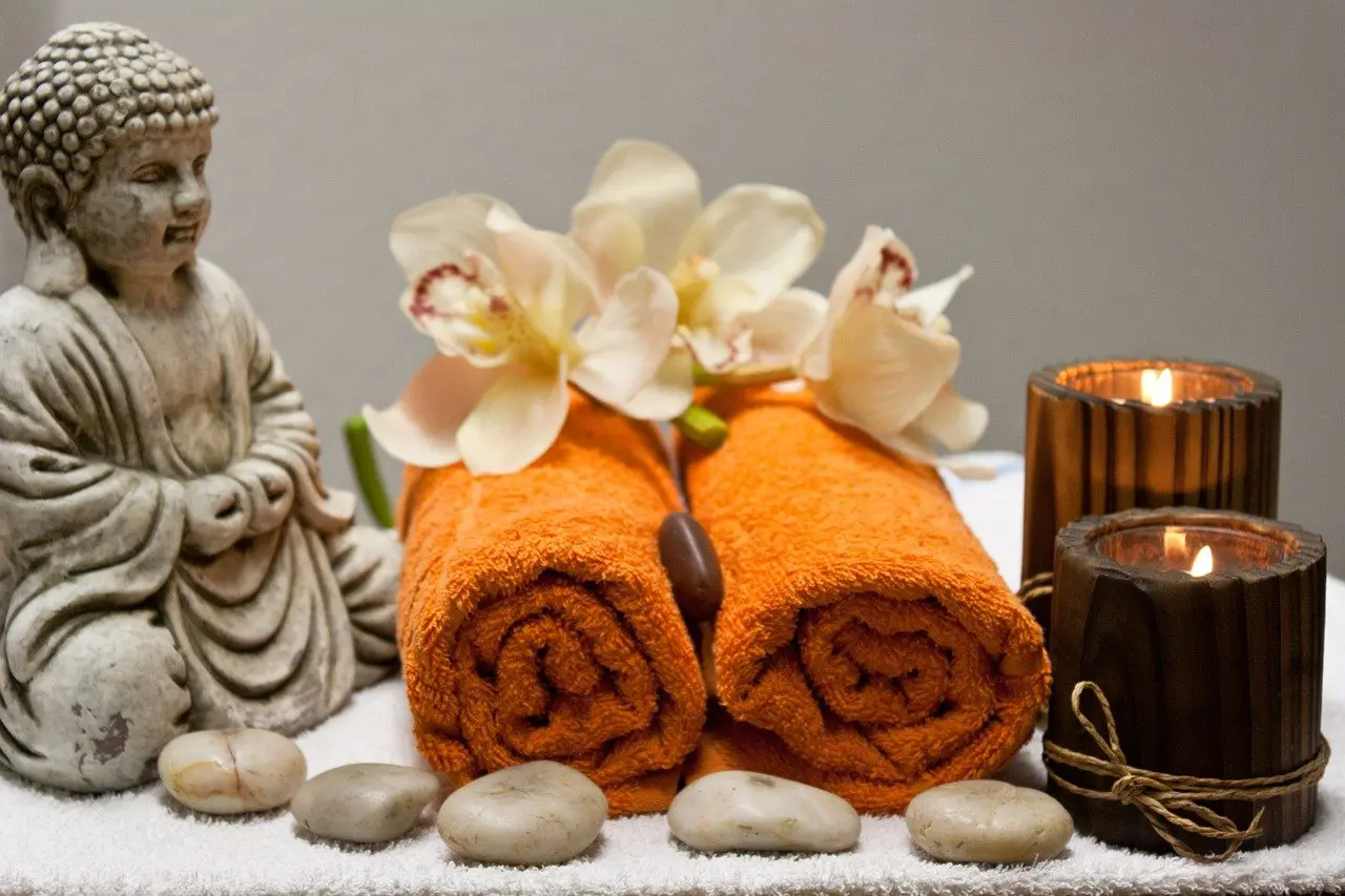 Aromatherapy Massage: The Benefits of a Soothing Touch